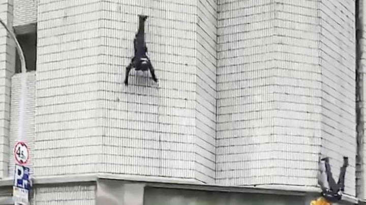 Σοκαριστικό ατύχημα σε άσκηση της αντιτρομοκρατικής (βίντεο)